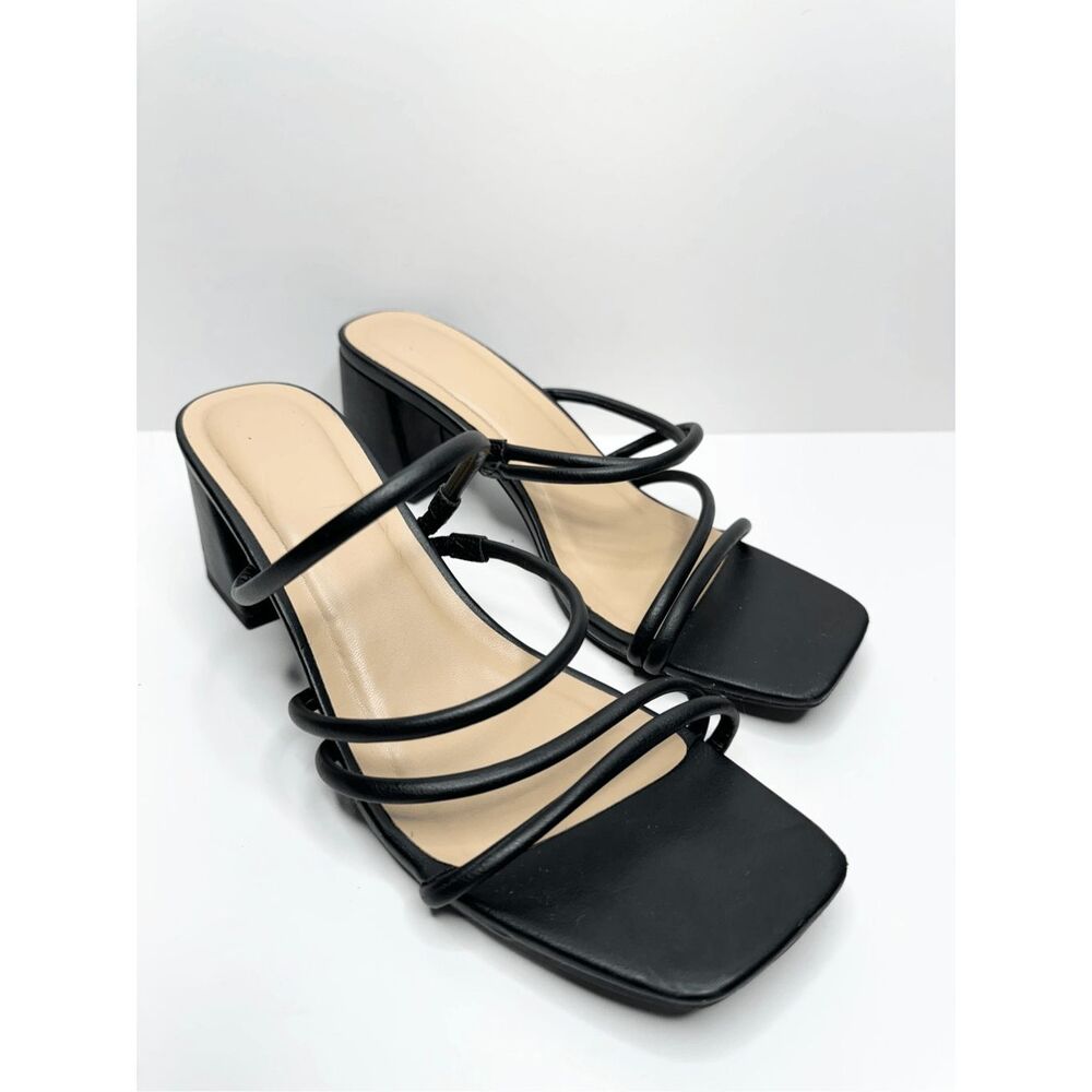 A‎ new day Sandals Strappy Black Block Heel Size 9.5 Square Open Toe - Picture 3 of 8